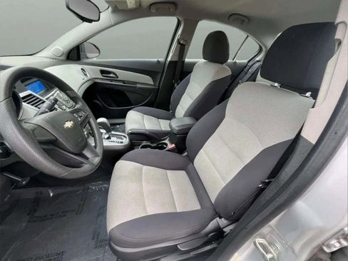 Used 2012 Chevrolet Cruze LS w/ Connectivity Package image 9