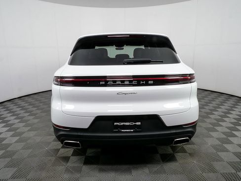 New 2026 Porsche Cayenne image 32