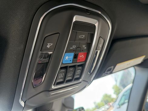 Used 2024 Jeep Grand Cherokee Limited 4xe w/ Luxury Tech Group II AWD/4WD image 30