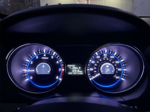 Used 2012 Hyundai Sonata Limited w/ Navigation Pkg image 13