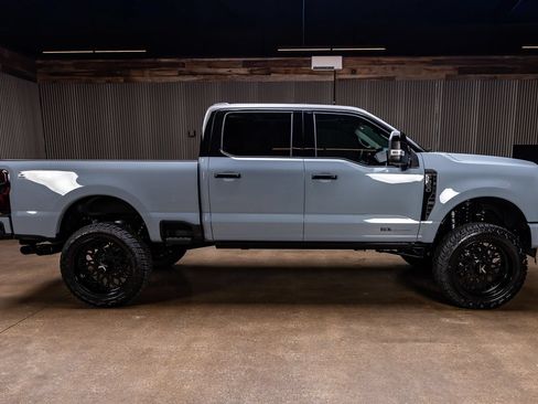 Used 2026 Ford F350 Platinum w/ Platinum Plus Package AWD/4WD image 11