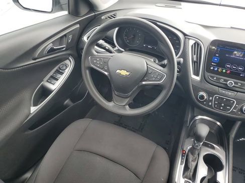 Used 2024 Chevrolet Malibu LT image 11