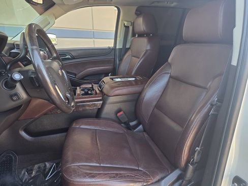 Used 2015 Chevrolet Suburban LTZ AWD/4WD image 12