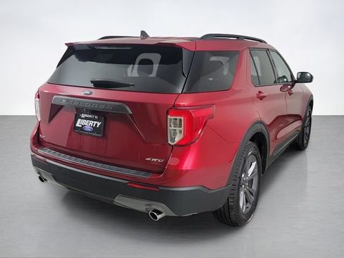 Used 2023 Ford Explorer XLT w/ Equipment Group 202A AWD/4WD image 3
