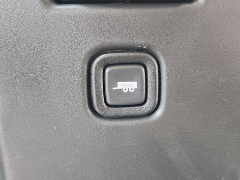 New 2025 Chevrolet Express 2500 Extended image 21