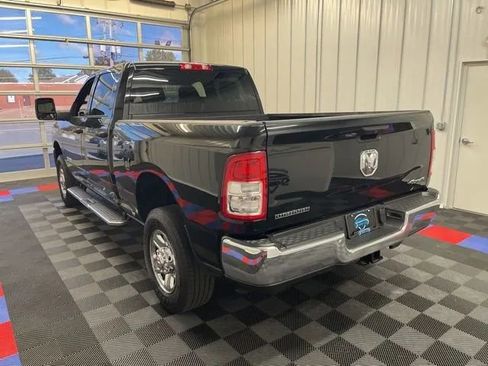 Used 2024 RAM 2500 Big Horn w/ Bed Utility Group image 5