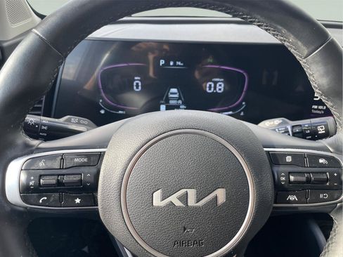Used 2023 Kia Sportage EX AWD/4WD image 25