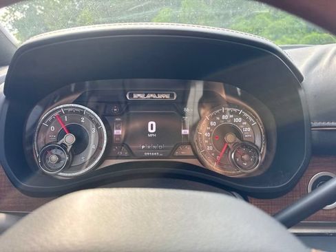 Used 2020 RAM 3500 Limited AWD/4WD image 25