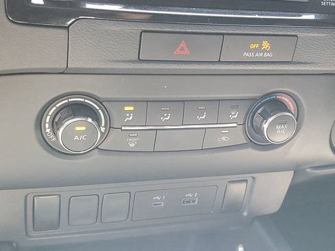 Used 2022 Nissan Frontier SV RWD image 24