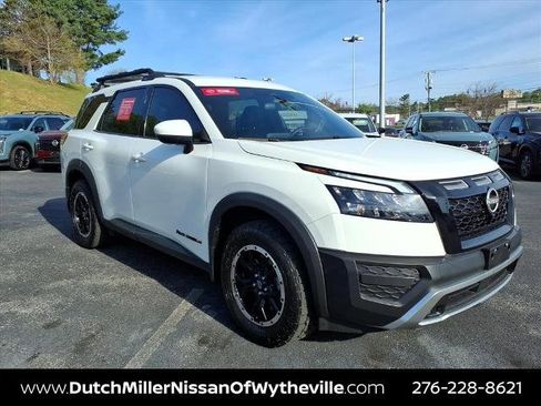 Certified 2025 Nissan Pathfinder Rock Creek AWD/4WD image 1
