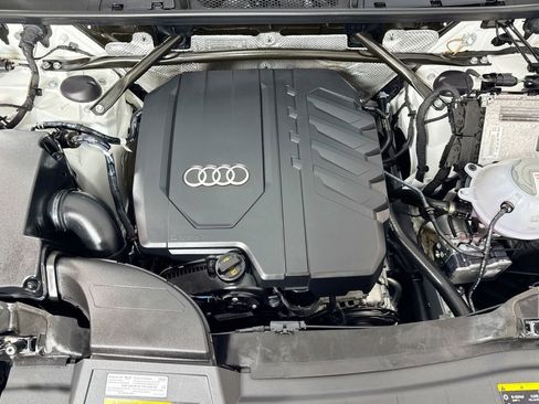 Used 2024 Audi Q5 2.0T Premium Plus w/ Premium Plus Package image 29