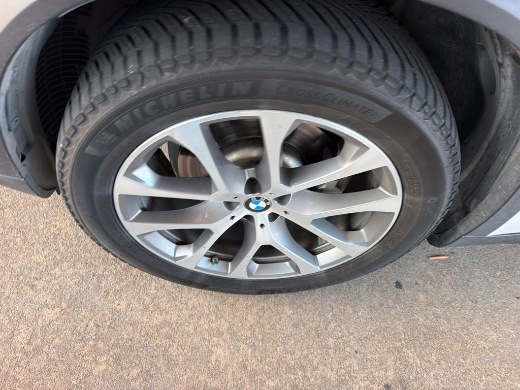 Used 2019 BMW X5 xDrive40i w/ Executive Package AWD/4WD image 7