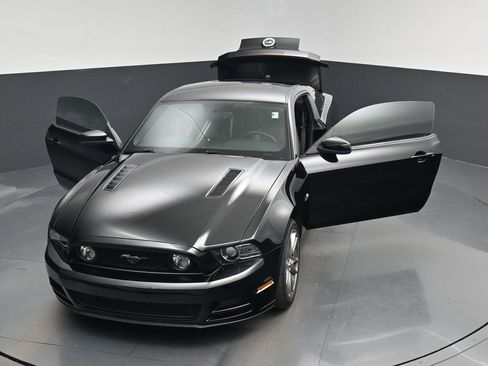 Used 2013 Ford Mustang GT Premium w/ GT Track Pkg image 40