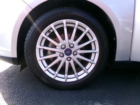 Used 2013 Ford Focus Electric Hatchback image 24