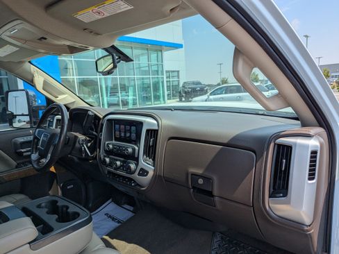 Used 2017 GMC Sierra 3500 SLT w/ Duramax Plus Package AWD/4WD image 41