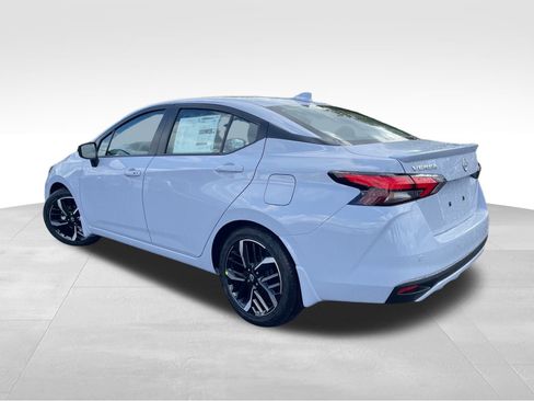 New 2025 Nissan Versa SR w/ Trunk Package image 6