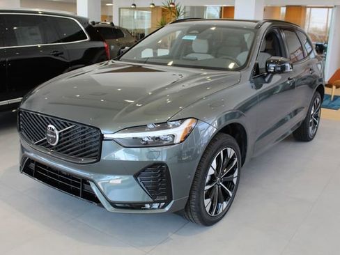 New 2026 Volvo XC60 B5 Plus w/ Protection Package Premier AWD/4WD image 7