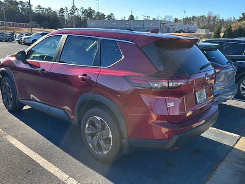 Used 2026 Nissan Rogue SV w/ SV Premium Package image 8