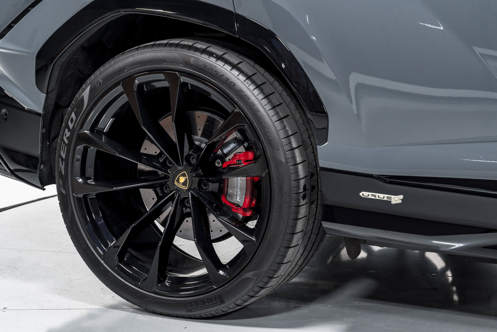 Used 2024 Lamborghini Urus S AWD/4WD image 56