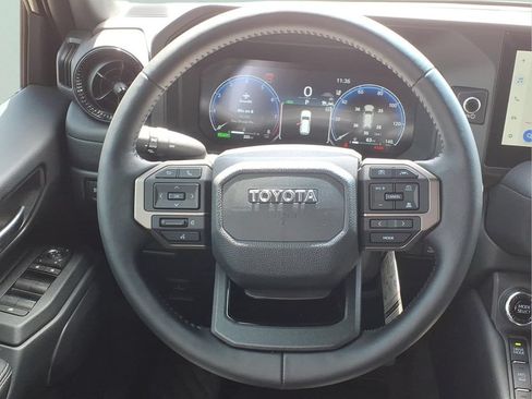 Used 2027 Toyota Land Cruiser AWD/4WD image 24
