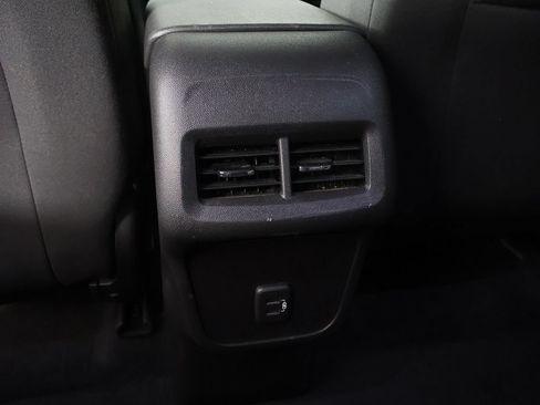 Used 2022 Chevrolet Equinox LT AWD/4WD image 44