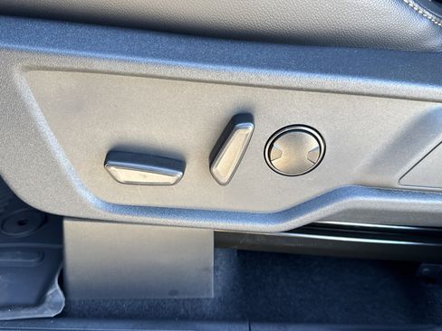 New 2025 Ford Bronco Badlands image 10