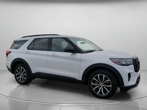 New 2026 Ford Explorer ST-Line RWD image 38