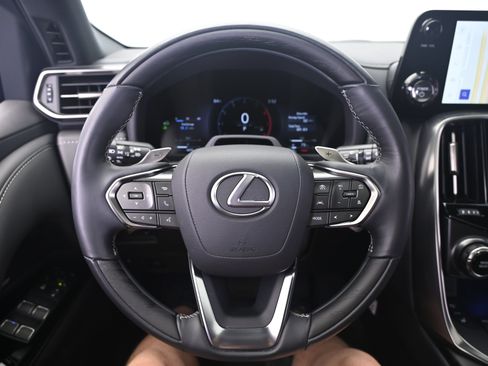 Used 2026 Lexus LX 700h Luxury AWD/4WD image 35