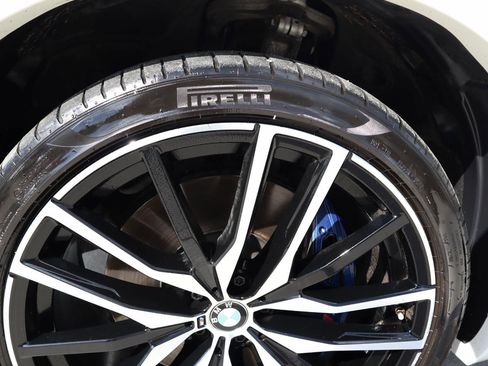 Used 2020 BMW X5 xDrive40i w/ M Sport Package AWD/4WD image 15