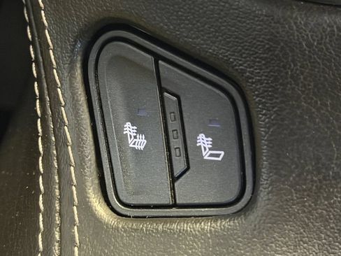 Used 2019 Chevrolet Tahoe LT RWD image 24