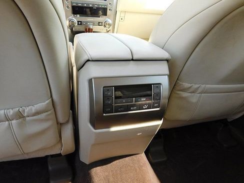 Used 2018 Lexus GX 460 Luxury image 12