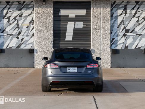 Used 2022 Tesla Model S Plaid image 13