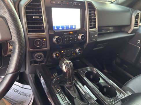 Used 2019 Ford F150 Raptor w/ Equipment Group 802A Luxury image 11