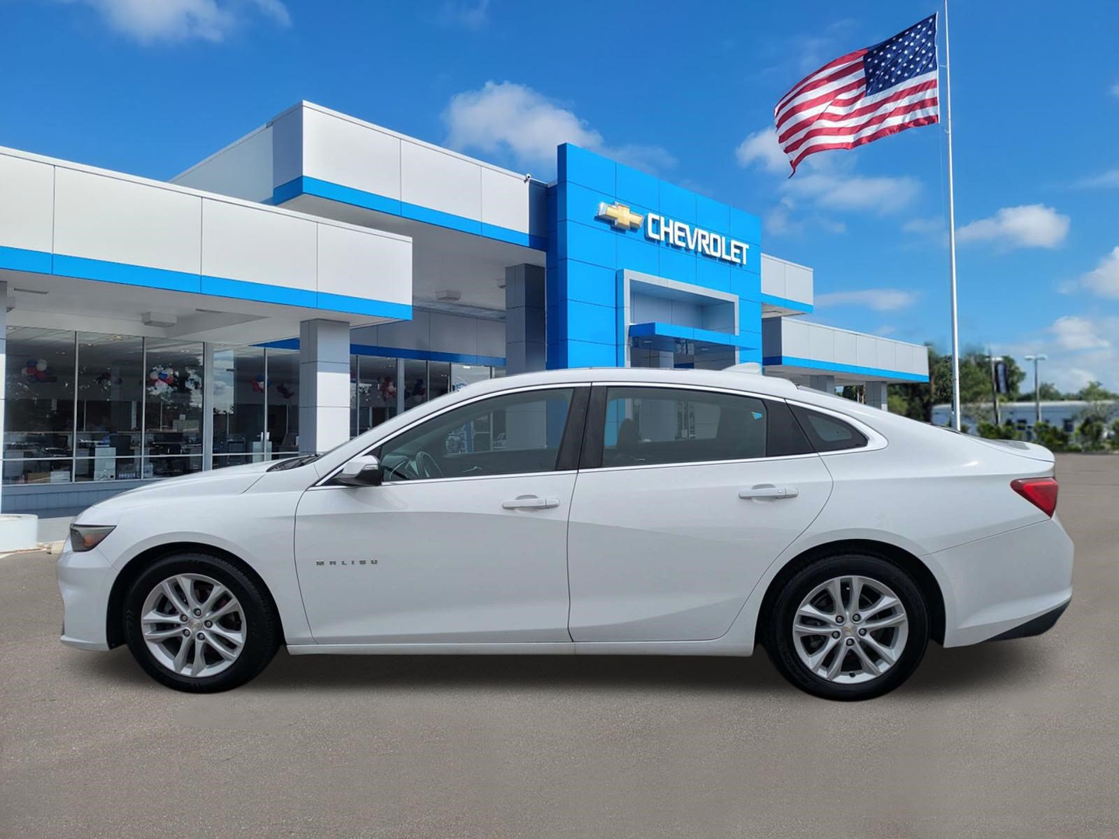 Used 2018 Chevrolet Malibu LT FWD image 6
