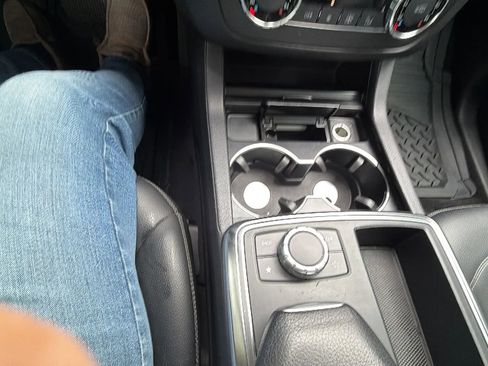 Used 2012 Mercedes-Benz ML 350 4MATIC image 30