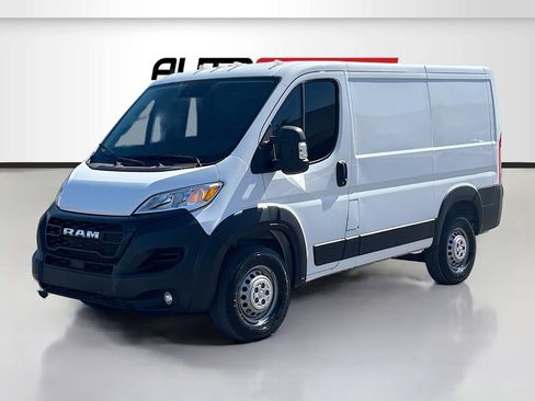 Used 2024 RAM ProMaster 1500 w/ Convenience Group FWD image 3