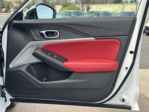 Certified 2025 Acura Integra A-Spec image 9