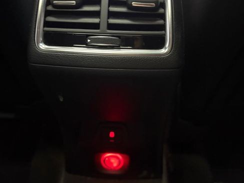 Used 2018 Audi Q3 2.0T Premium image 37