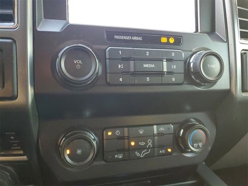 Used 2022 Ford F450 XLT w/ XLT Value Package image 24