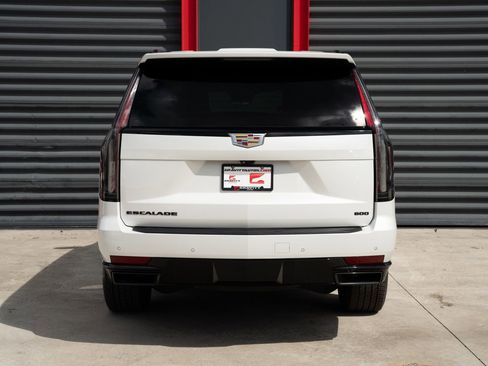 Used 2022 Cadillac Escalade ESV Sport Platinum image 11