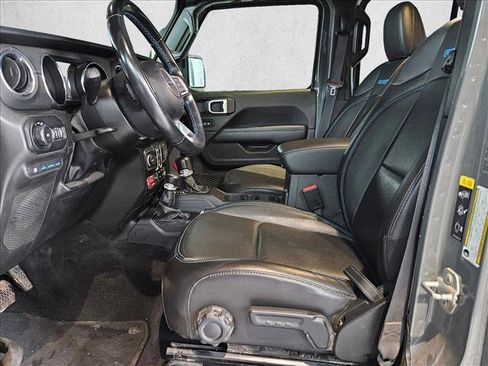 Used 2022 Jeep Wrangler Unlimited Rubicon 4xe w/ Safety Group AWD/4WD image 15