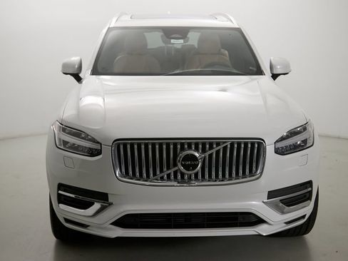 Certified 2023 Volvo XC90 T8 Ultimate w/ Lounge Package AWD/4WD image 5