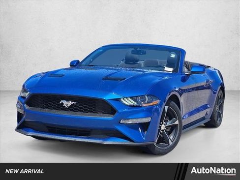 Used 2018 Ford Mustang Convertible w/ Equipment Group 101A image 1