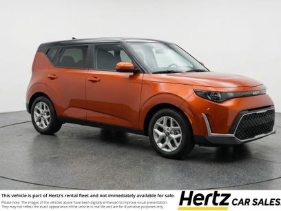 Used 2025 Kia Soul LX w/ LX Technology Package
