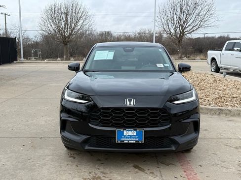 Used 2023 Honda HR-V LX image 9