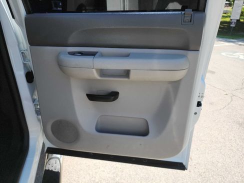 Used 2014 Chevrolet Silverado 2500 W/T RWD image 27