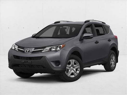 Used 2015 Toyota RAV4 LE image 1