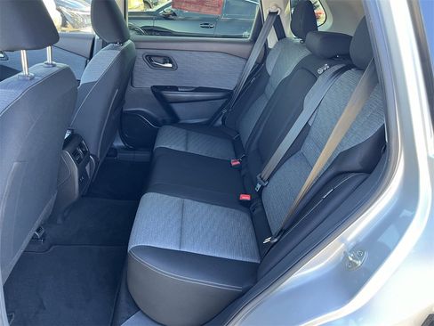 Certified 2023 Nissan Rogue SV image 23