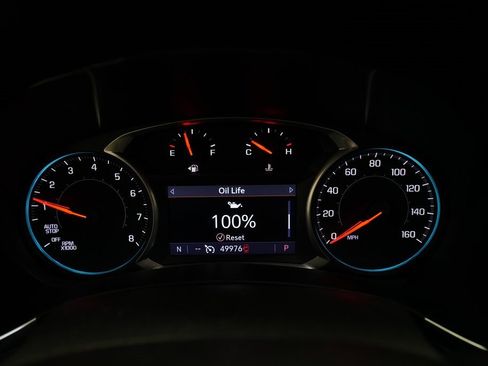 Used 2020 Chevrolet Equinox Premier image 2