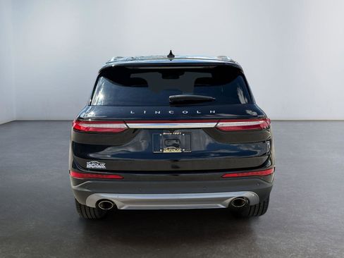 Used 2023 Lincoln Corsair Reserve AWD/4WD image 4